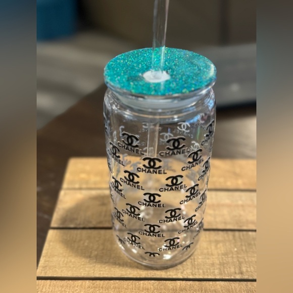 Source Unknown Other - Clear Tumbler with Glittery Blue Lid